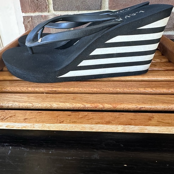 Ralph Lauren women’s wedge sandals - Picture 7 of 13